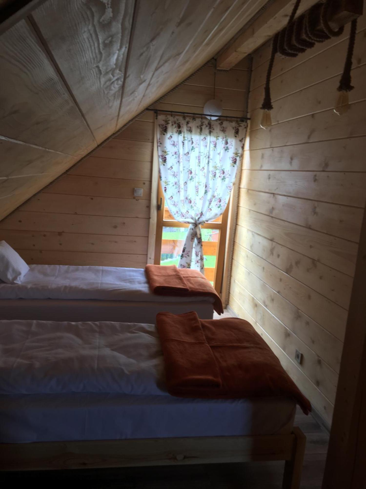 Zagroda Z Bala Z Basenem &sauna & Jacuzzi & Balia