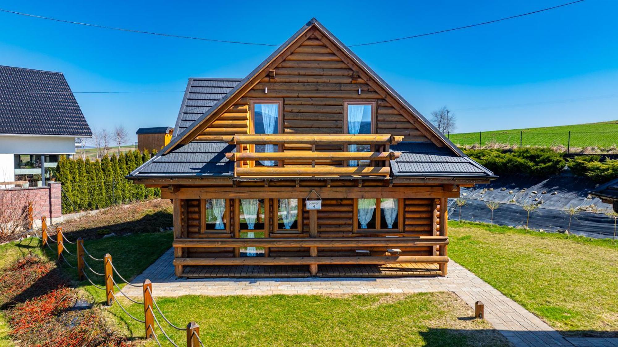 Zagroda Z Bala Z Basenem &sauna & Jacuzzi & Balia Chalet